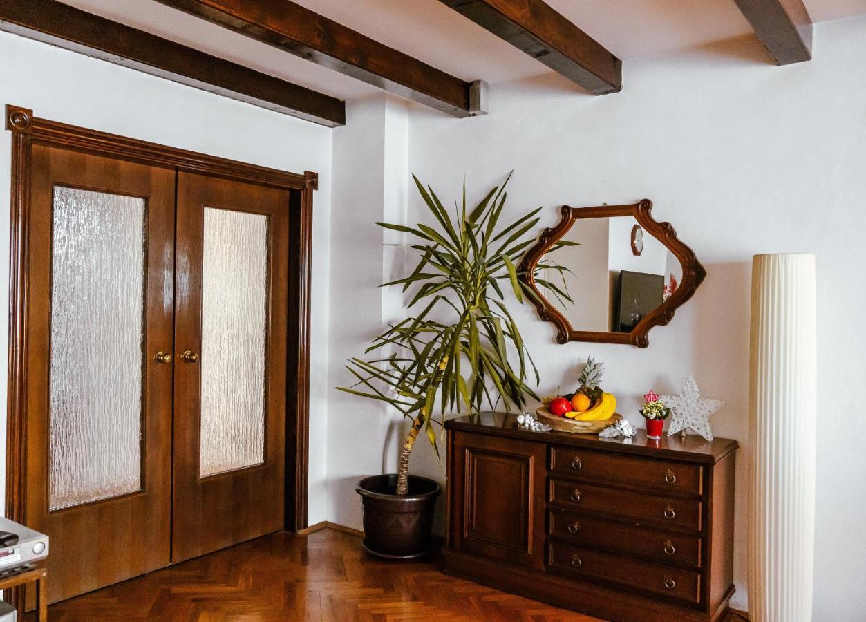 Ferienwohnung Lika Story Josipdol Exterior foto