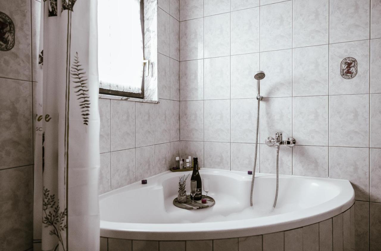 Ferienwohnung Lika Story Josipdol Exterior foto
