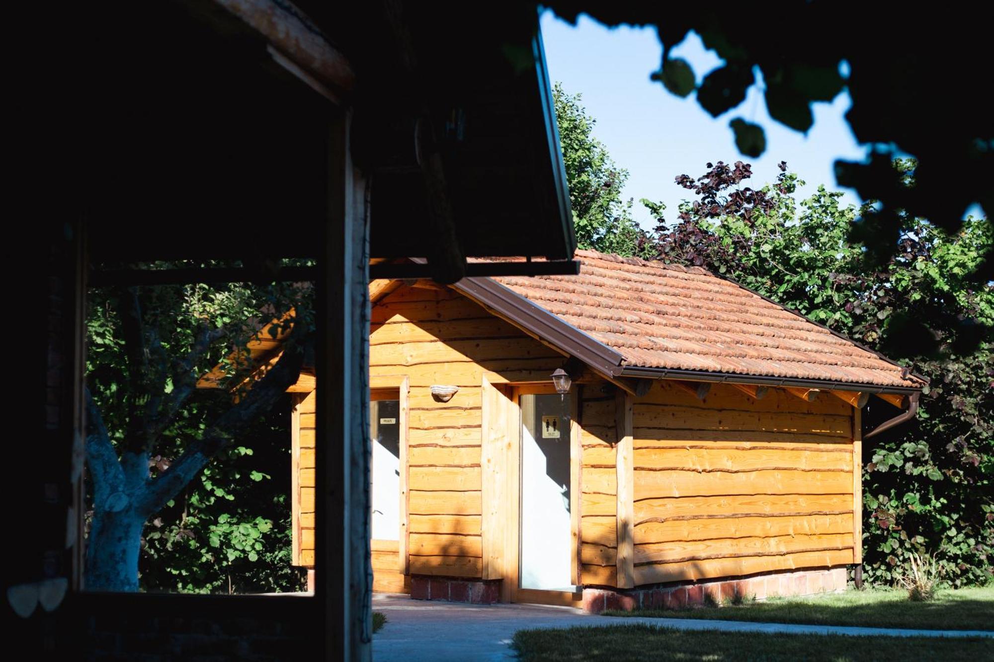 Ferienwohnung Lika Story Josipdol Exterior foto